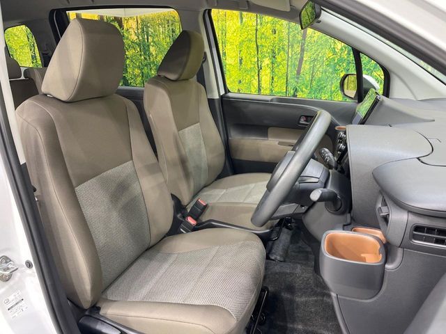 TOYOTA SIENTA HYBRID 2024 Image 31