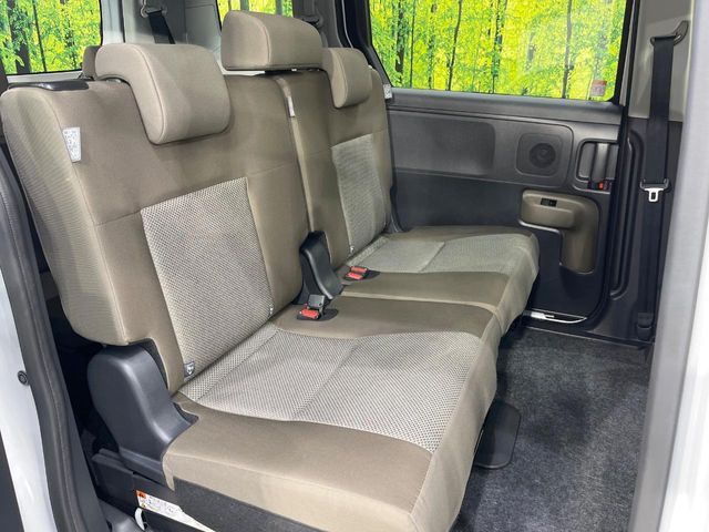 TOYOTA SIENTA HYBRID 2024 Image 31