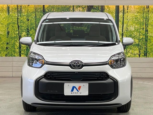 TOYOTA SIENTA HYBRID 2024 Image 31