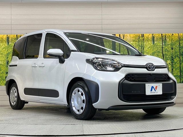 TOYOTA SIENTA HYBRID 2024 Image 31