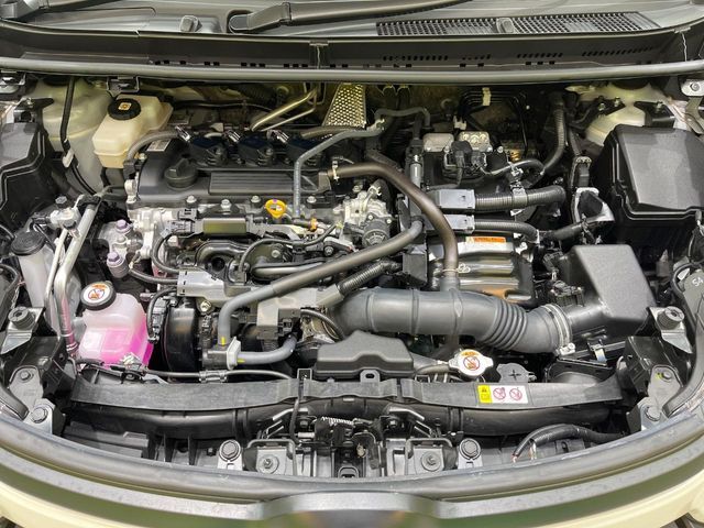 TOYOTA SIENTA HYBRID 2024 Image 31