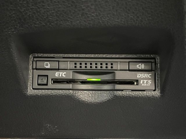 TOYOTA PRIUS 2016 Image 31