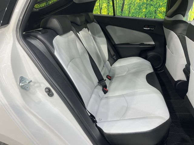 TOYOTA PRIUS 2016 Image 31