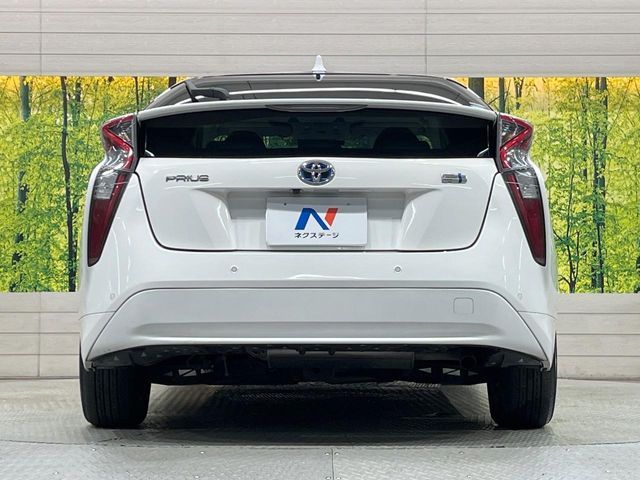 TOYOTA PRIUS 2016 Image 31