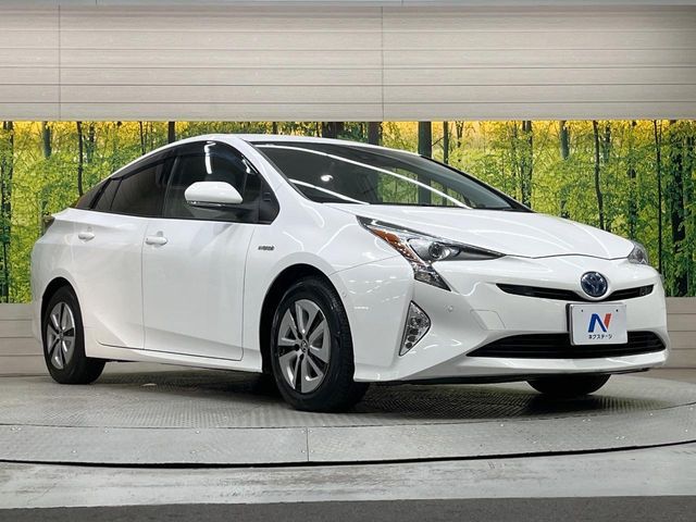 TOYOTA PRIUS 2016 Image 31
