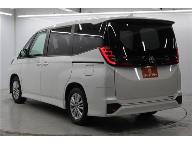 TOYOTA NOAH 2023 Image 31