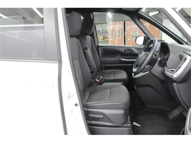 TOYOTA NOAH 2023 Image 31