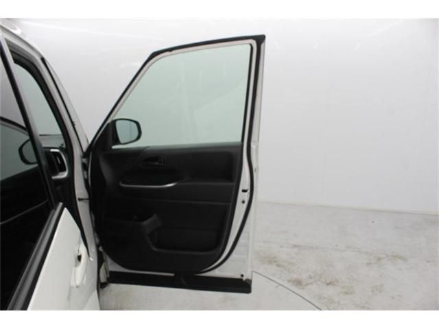 TOYOTA NOAH 2023 Image 31