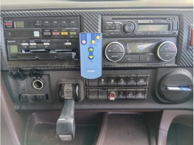 HINO PROFIA 2020 Image 31