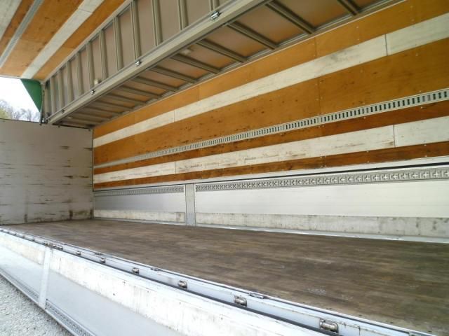 NISSAN DIESEL QUON 2020 Image 31