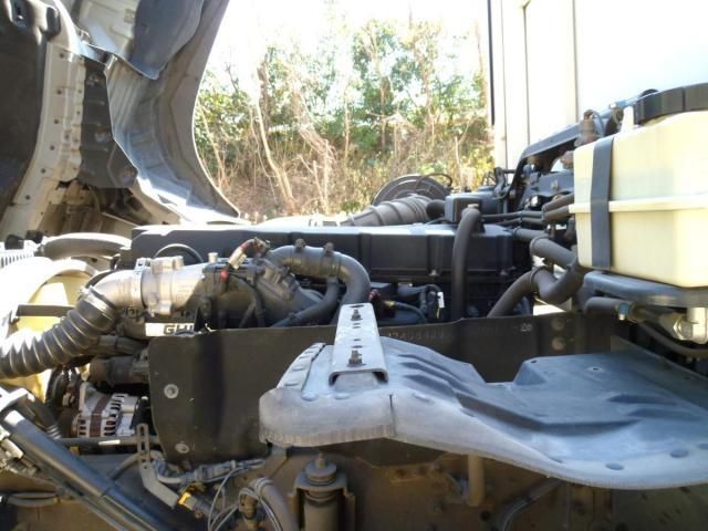 NISSAN DIESEL QUON 2020 Image 31