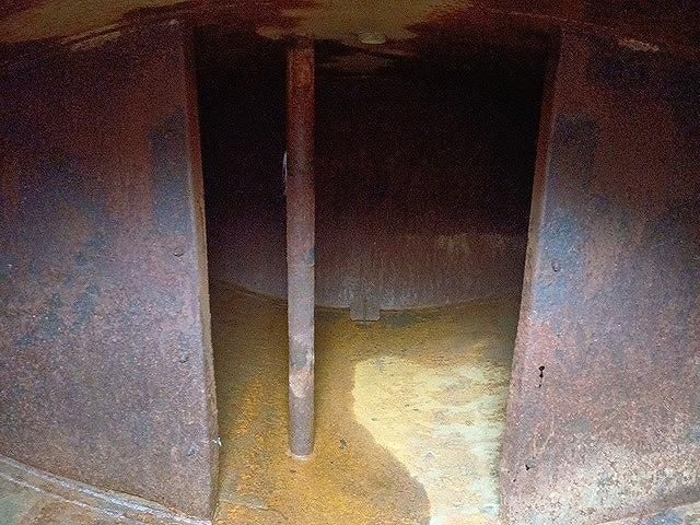 HINO DUTRO 2004 Image 31