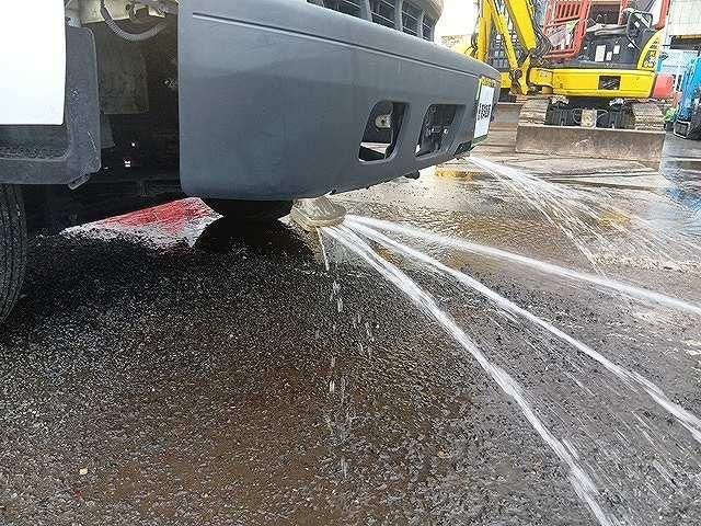 HINO DUTRO 2004 Image 31