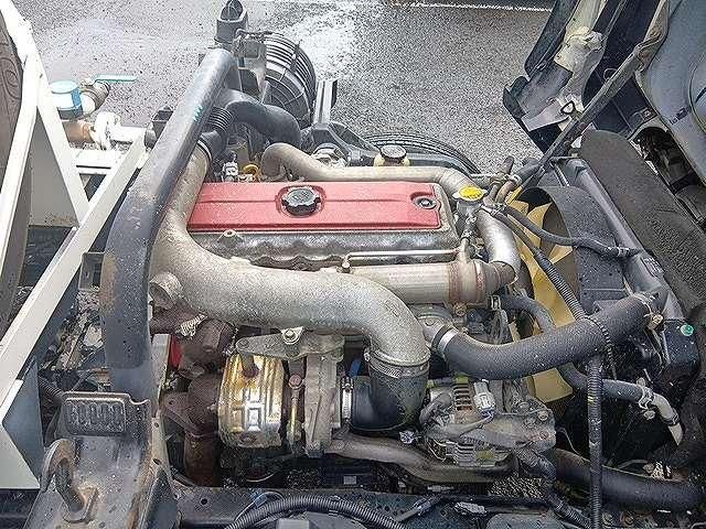 HINO DUTRO 2004 Image 31