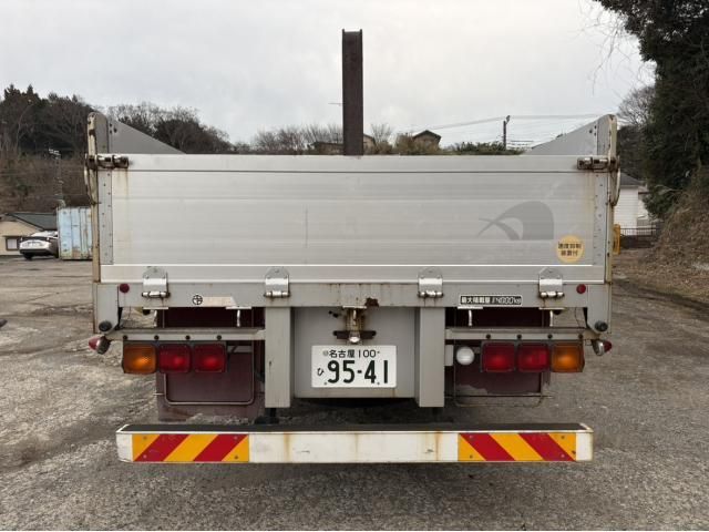 NISSAN DIESEL QUON 2014 Image 31