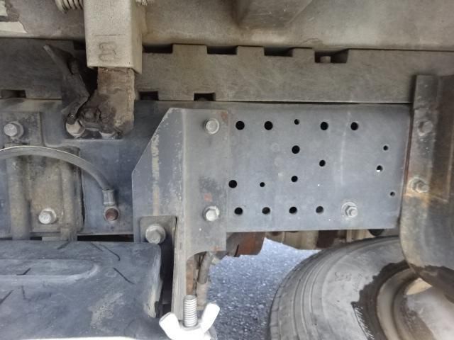 ISUZU ELF 2005 Image 31