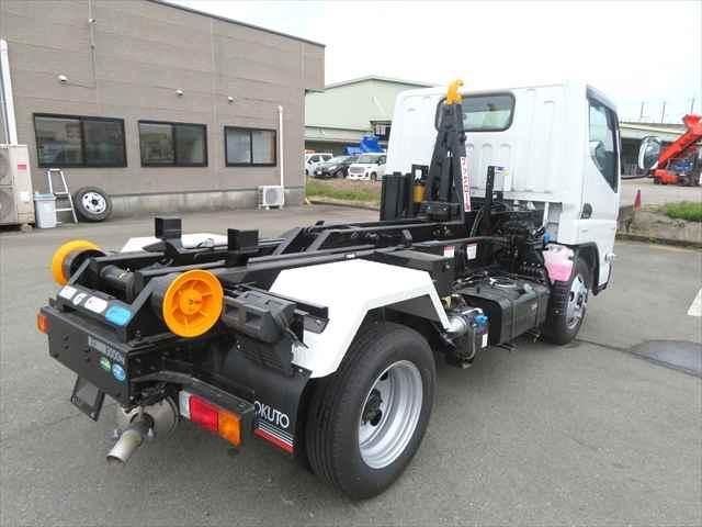 MITSUBISHI CANTER 2024 Image 31