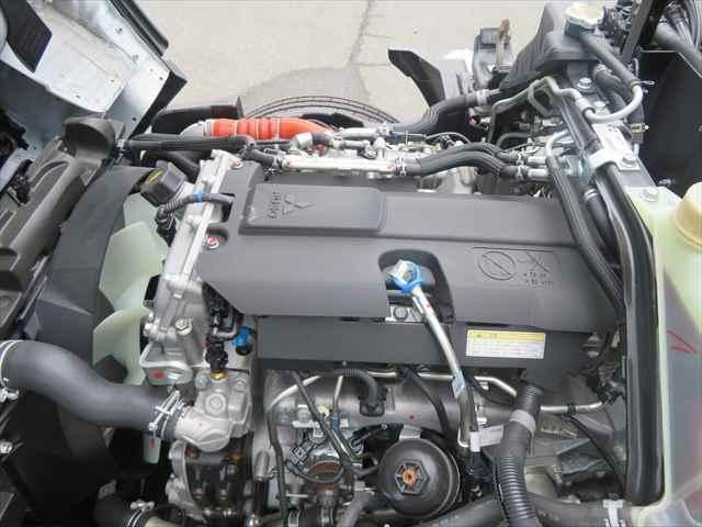 MITSUBISHI CANTER 2024 Image 31