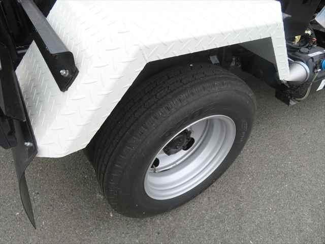 MITSUBISHI CANTER 2024 Image 31