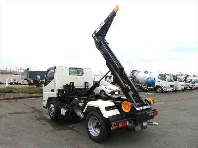MITSUBISHI CANTER 2024 Image 31
