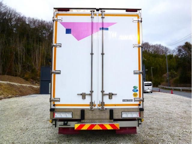 NISSAN DIESEL QUON 2021 Image 31