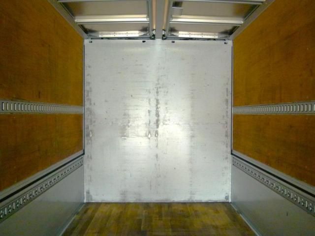 NISSAN DIESEL QUON 2021 Image 31