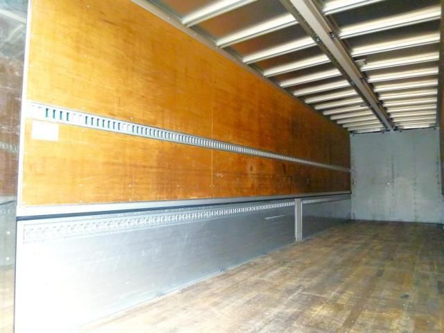 NISSAN DIESEL QUON 2021 Image 31