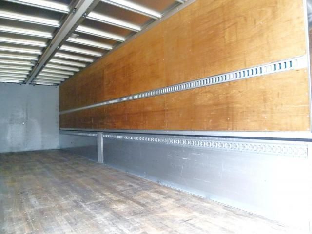 NISSAN DIESEL QUON 2021 Image 31