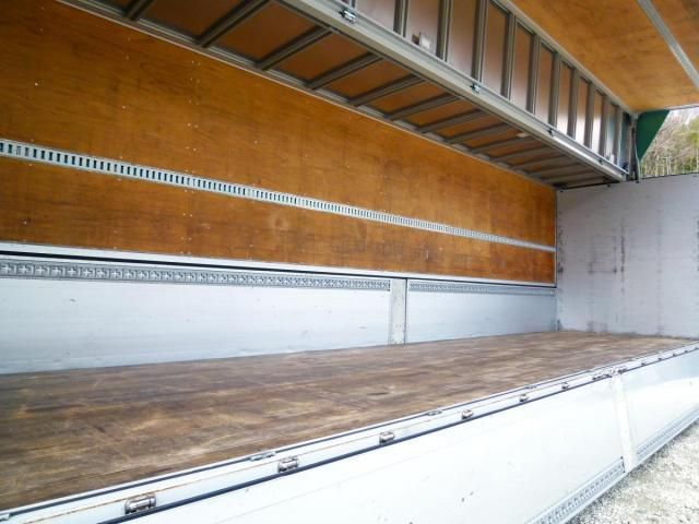 NISSAN DIESEL QUON 2021 Image 31