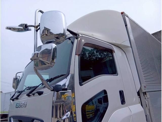 ISUZU GIGA 2020 Image 31