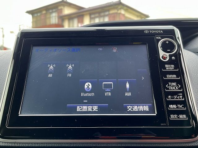 TOYOTA ESQUIRE 2015 Image 31