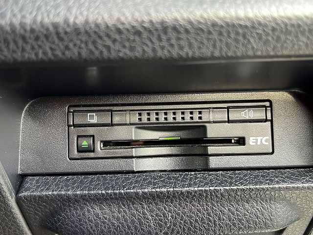 TOYOTA ESQUIRE 2015 Image 31