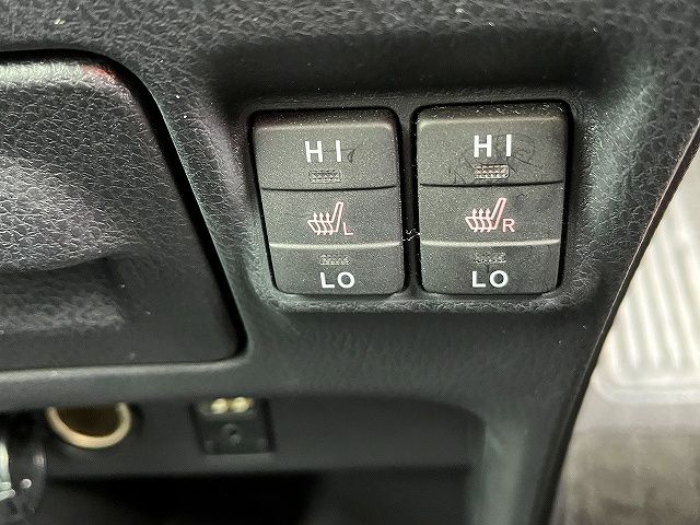 TOYOTA ESQUIRE 2015 Image 31