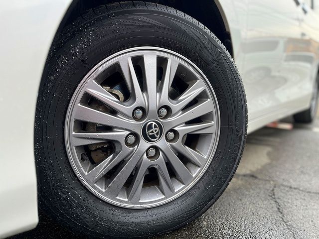 TOYOTA ESQUIRE 2015 Image 31