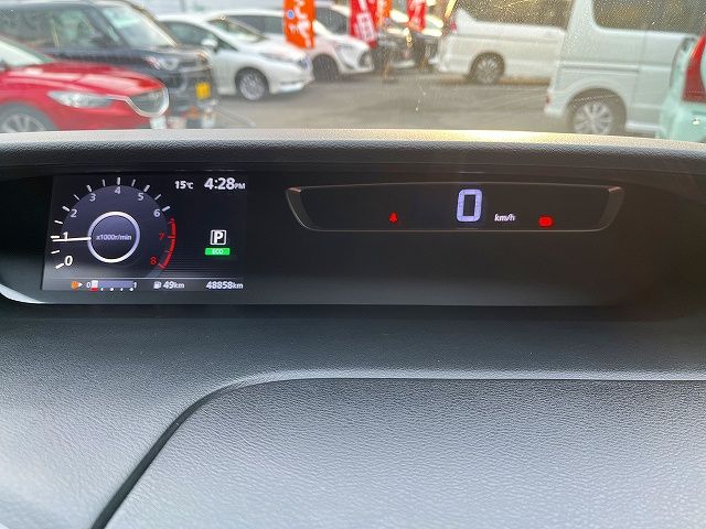 NISSAN SERENA  S-HYBRID 2017 Image 31