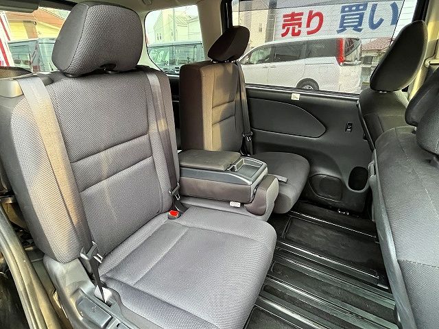 NISSAN SERENA  S-HYBRID 2017 Image 31