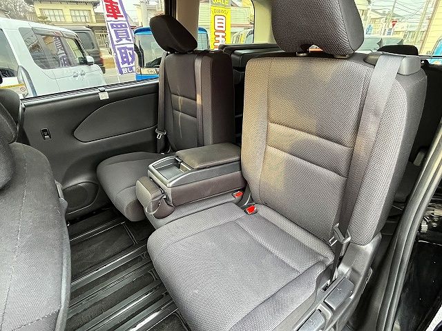 NISSAN SERENA  S-HYBRID 2017 Image 31