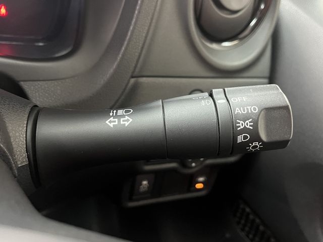 NISSAN NOTE 2017 Image 31