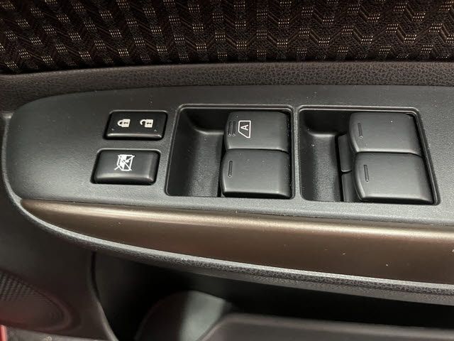 NISSAN NOTE 2017 Image 31