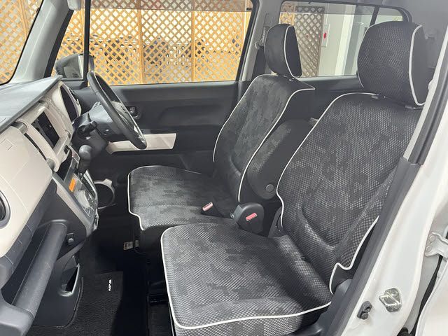 SUZUKI HUSTLER 4WD 2019 Image 31