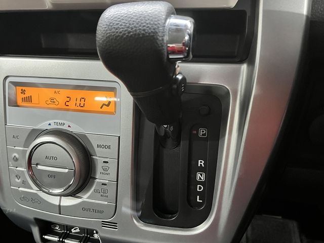 SUZUKI HUSTLER 4WD 2019 Image 31