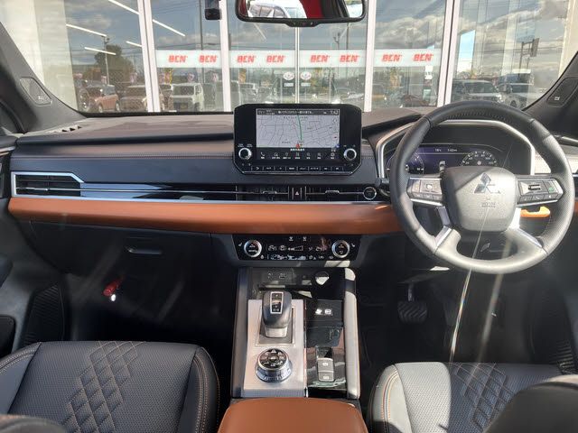 MITSUBISHI OUTLANDER PHEV 2022 Image 31