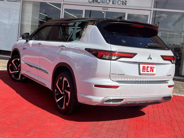 MITSUBISHI OUTLANDER PHEV 2022 Image 31