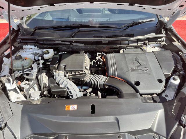 MITSUBISHI OUTLANDER PHEV 2022 Image 31