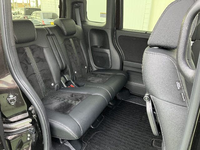 HONDA N BOX CUSTOM 2022 Image 31