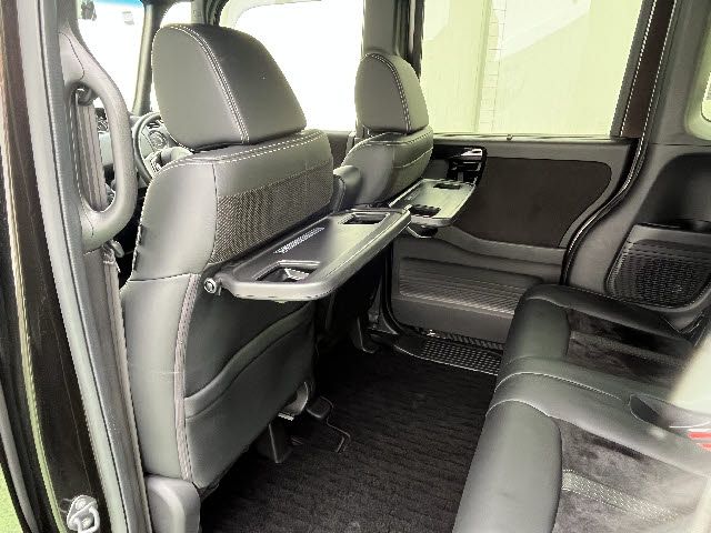 HONDA N BOX CUSTOM 2022 Image 31