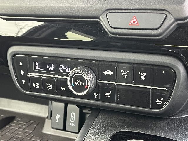 HONDA N BOX CUSTOM 2022 Image 31