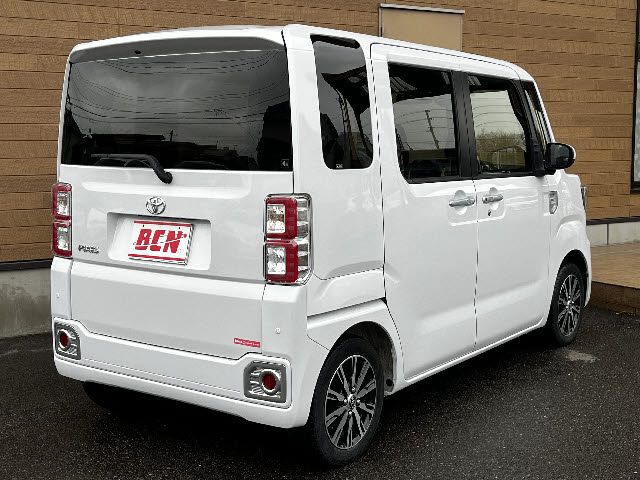 TOYOTA PIXIS MEGA 4WD 2021 Image 31