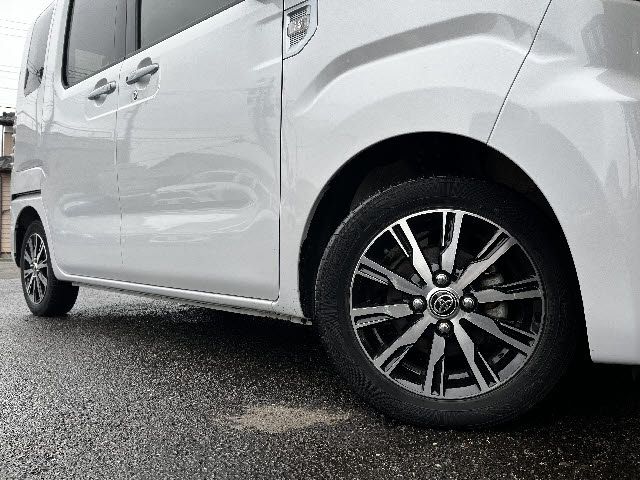 TOYOTA PIXIS MEGA 4WD 2021 Image 31