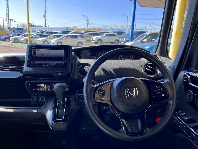 HONDA N BOX CUSTOM 2022 Image 31